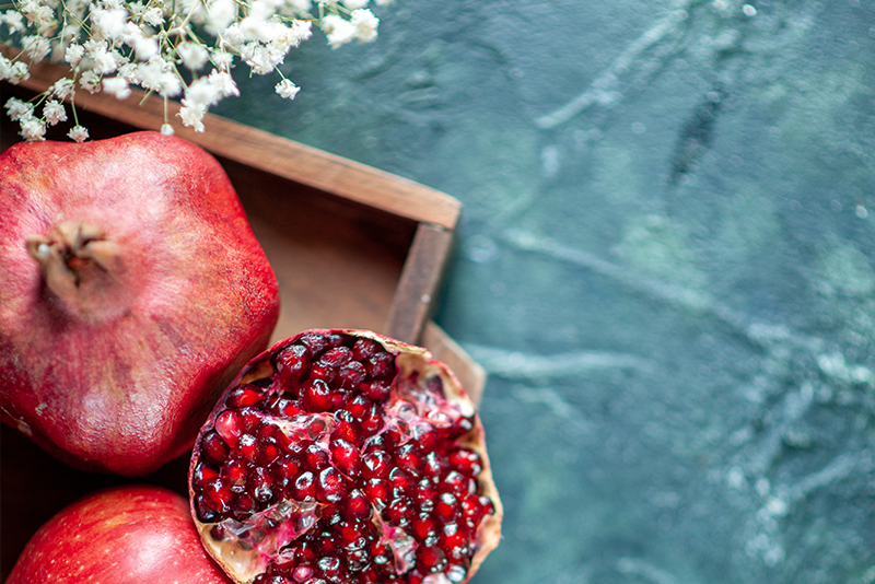 A gránátalma jótékony hatása a bőrre
